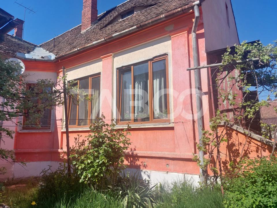 Garsoniera la casa 70 mp gradina proprie 371 mp Terezian Sibiu