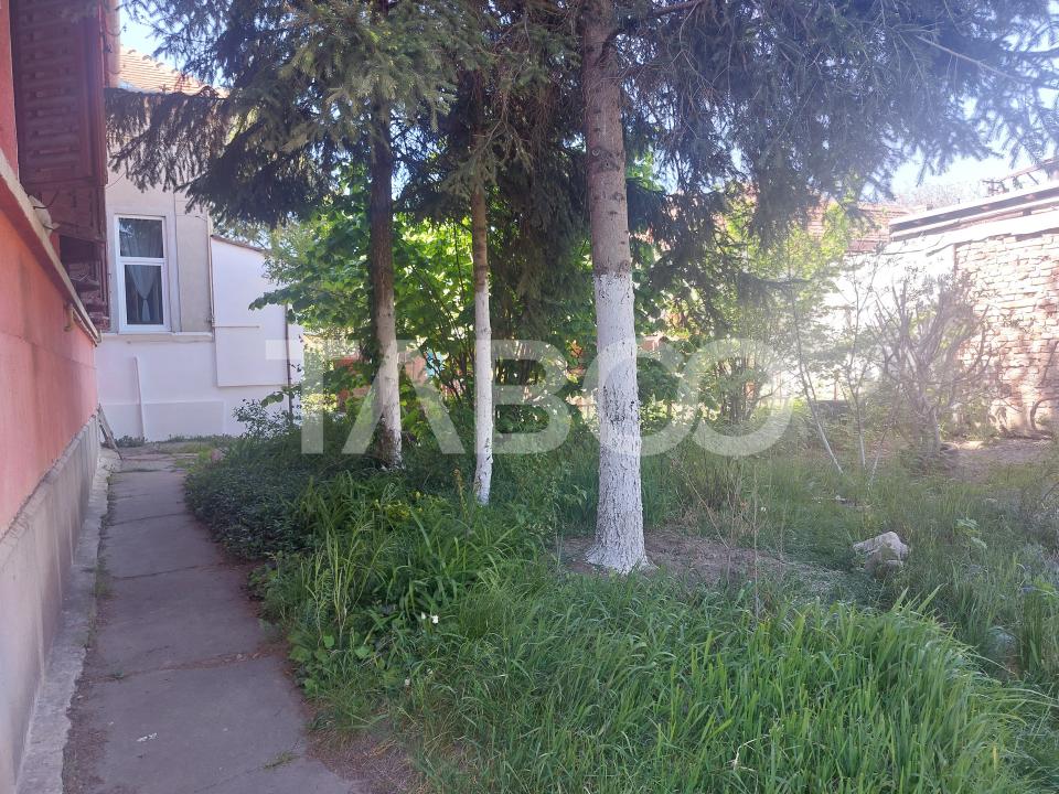 Garsoniera la casa 70 mp gradina proprie 371 mp Terezian Sibiu
