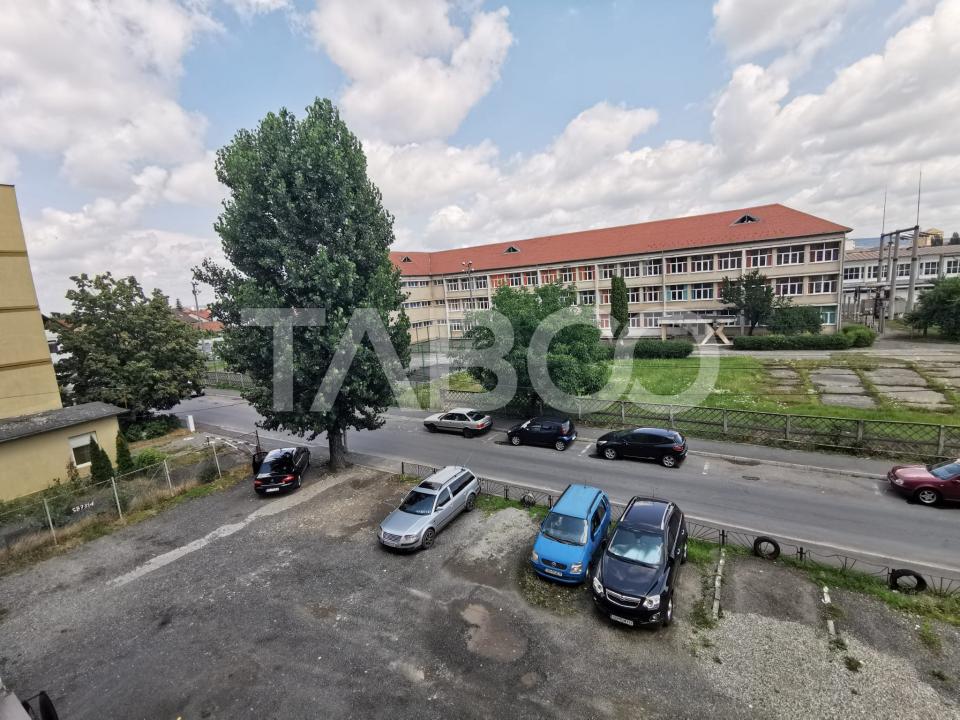 Garsoniera la etajul 2 de vanzare in zona Vasile Aaron din Sibiu