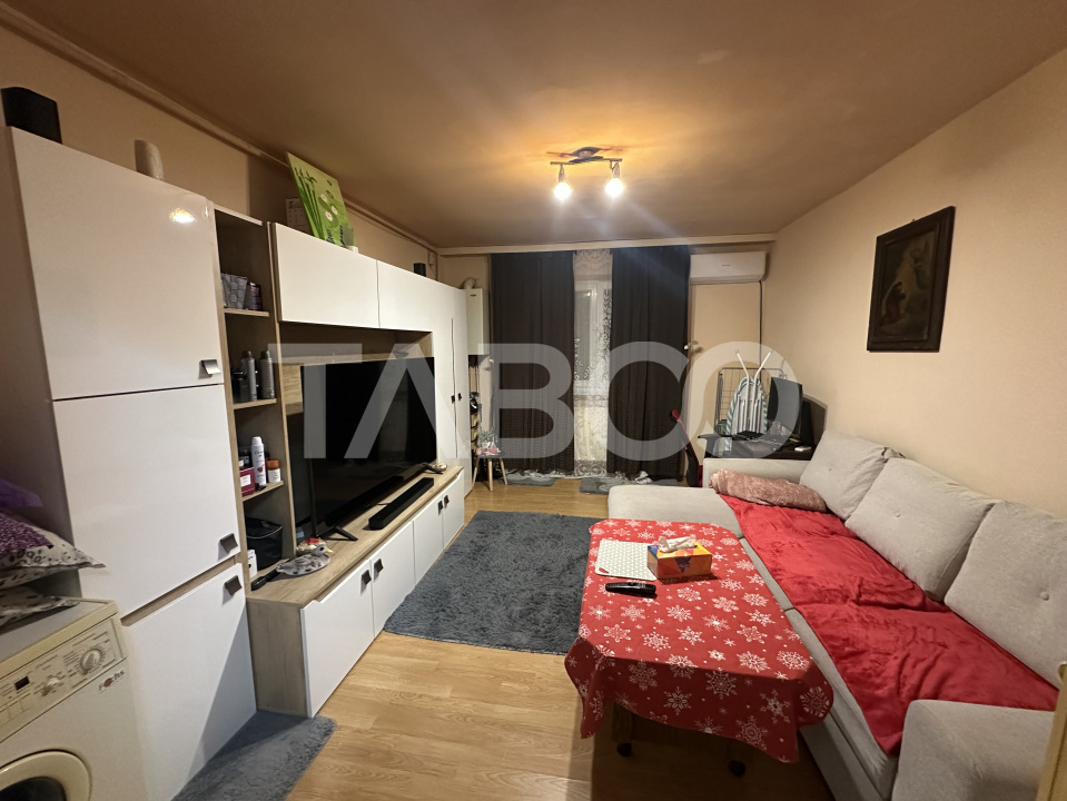 Garsoniera mobilata si utilata la etaj 2 zona Broscarie Sibiu