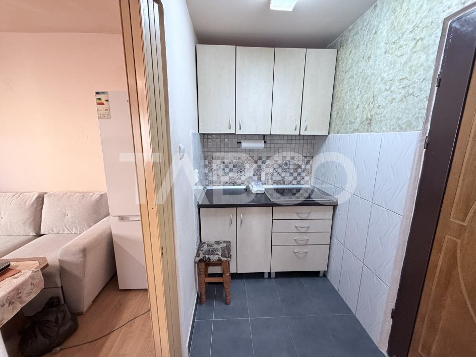 Garsoniera mobilata si utilata la etaj 2 zona Broscarie Sibiu