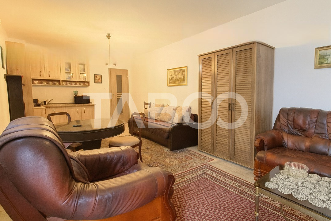 Garsoniera renovata de vanzare mobilata utilata  strada Ocnei