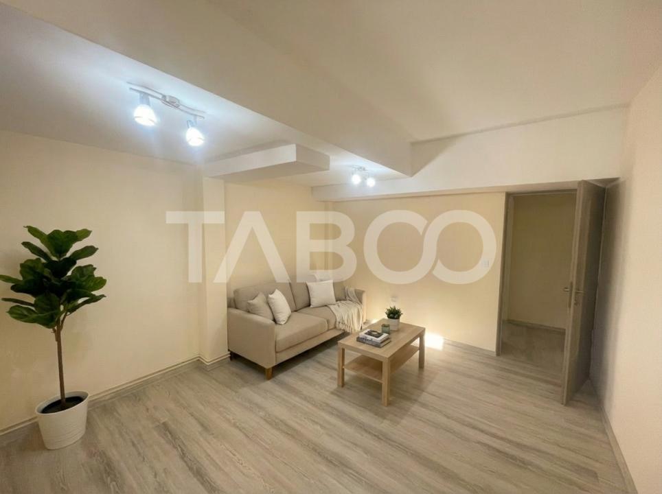 Garsoniera renovata decomandata 32 mp utili in Sibiu