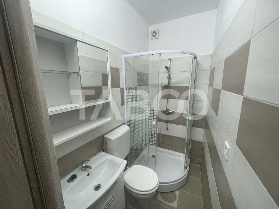 Garsoniera renovata  decomandata  32 mp utili in Sibiu