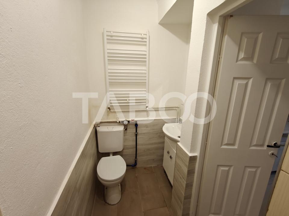 Garsoniera spatioasa de inchiriat in Centrul Istoric - Comision 0