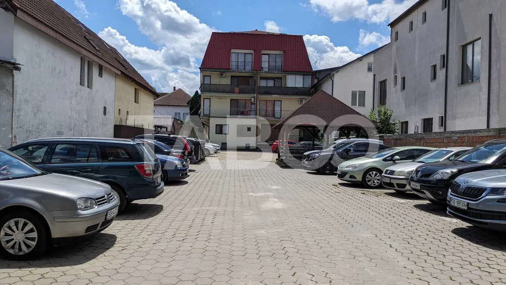 Garsoniera spatioasa de vanzare cu parcare parter M Viteazul Selimbar