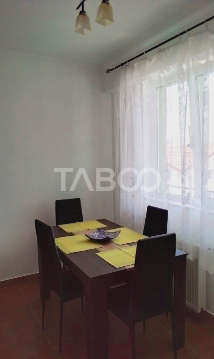 Garsoniere de inchiriat decomandata cu balcon de 10 mp in Turnisor