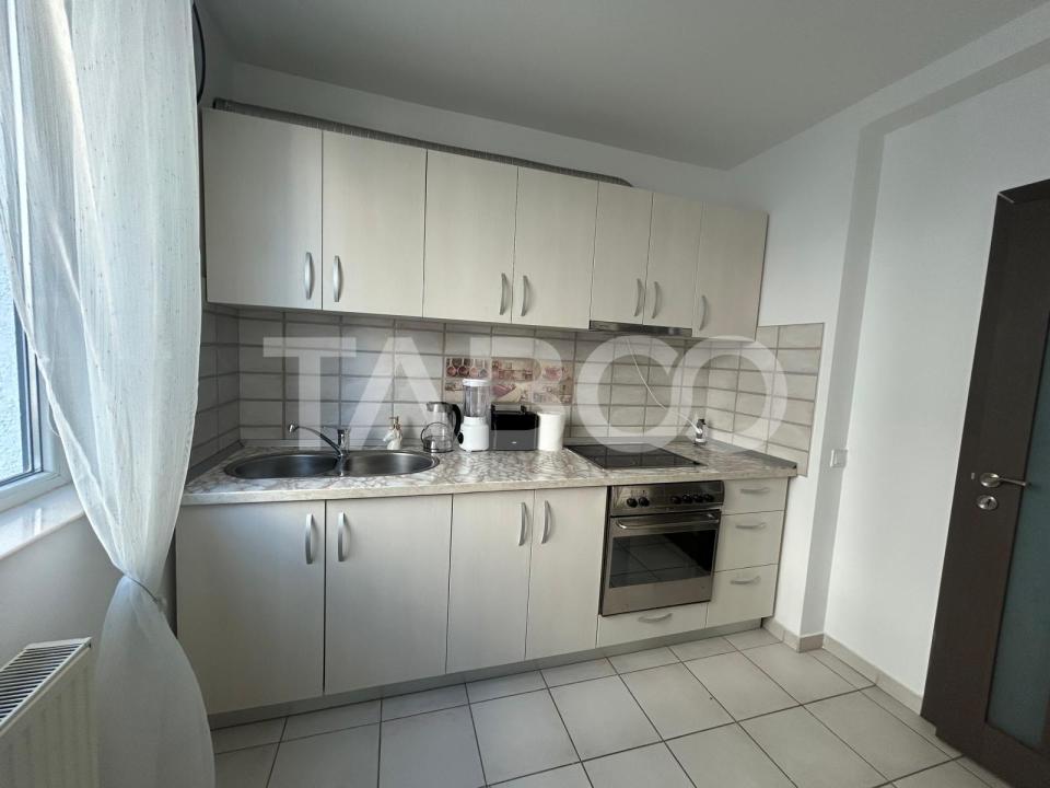 Garsoniere decomandata cu balcon de inchiriat in zona Calea Cisnadiei