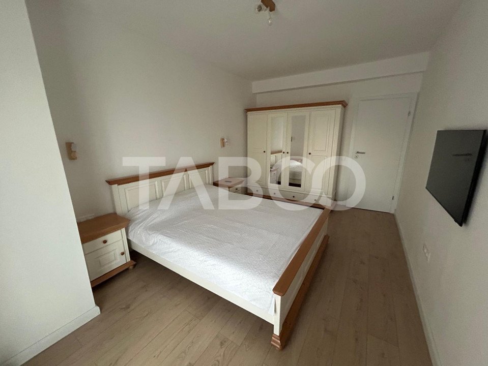 Mansarda 4 dormitoare de inchiriat cu si 3 bai  in zona de vest Sibiu 