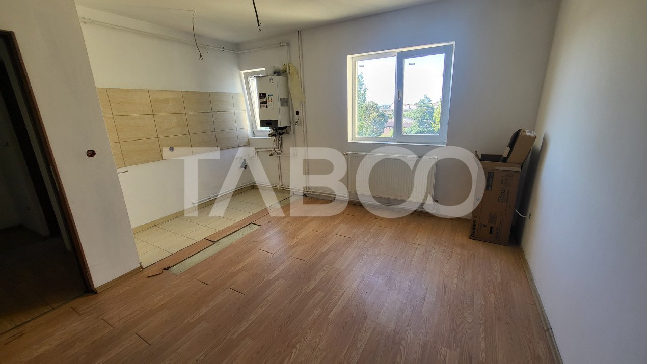 Mansarda cu 2 camere 48 mpu de vanzare in zona Rahovei Sibiu