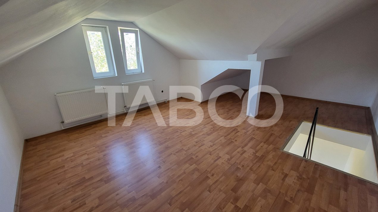 Mansarda cu 2 camere 48 mpu de vanzare in zona Rahovei Sibiu