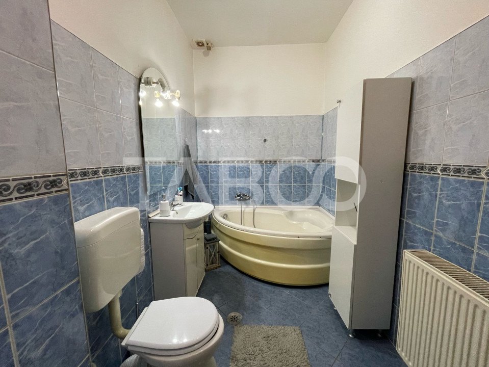 Mansarda cu mutare imediata 62 mpu 3 camere  zona Mihai Viteazu
