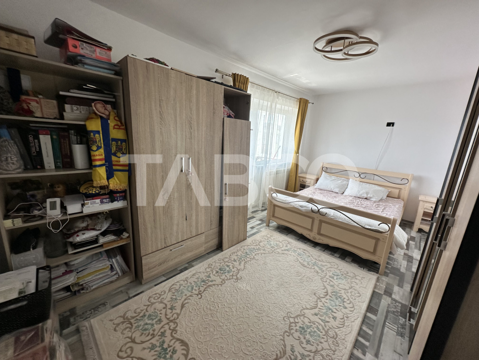 Muta-te direct! Apartament 2 camere 50 mpu complet mobilat si utilat in Fagaras - Castanului