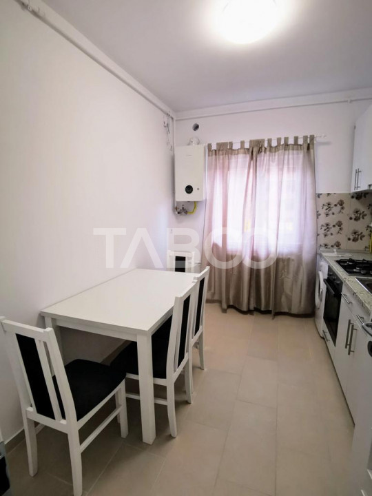 Nu ca il vand eu dar chiar e bun-2 apartamente de vanzare etajul 1