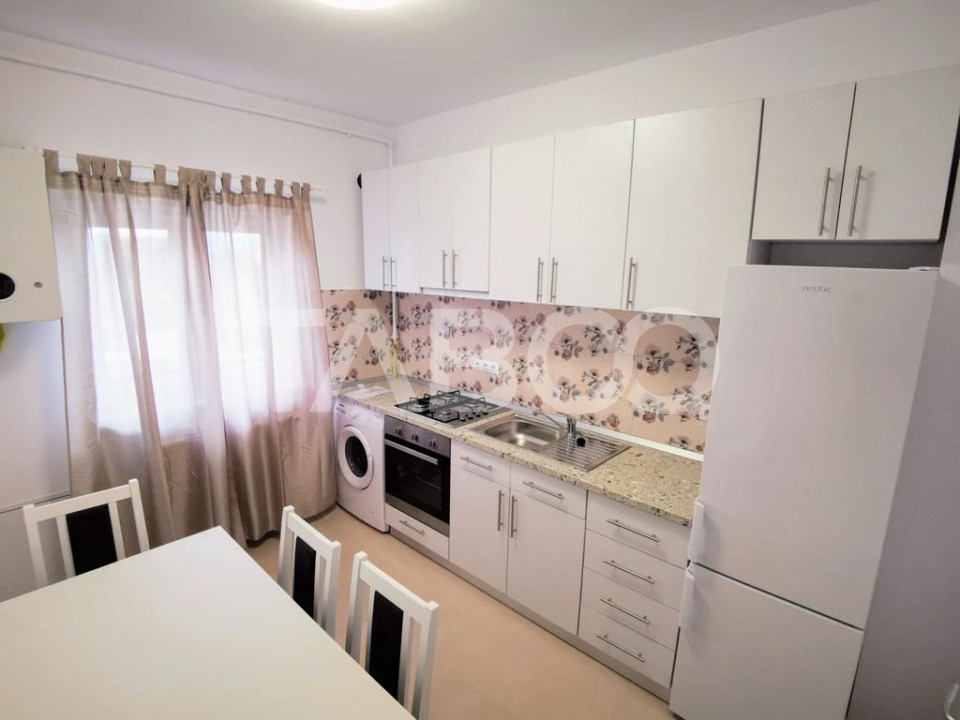 Nu ca il vand eu dar chiar e bun-2 apartamente de vanzare etajul 1