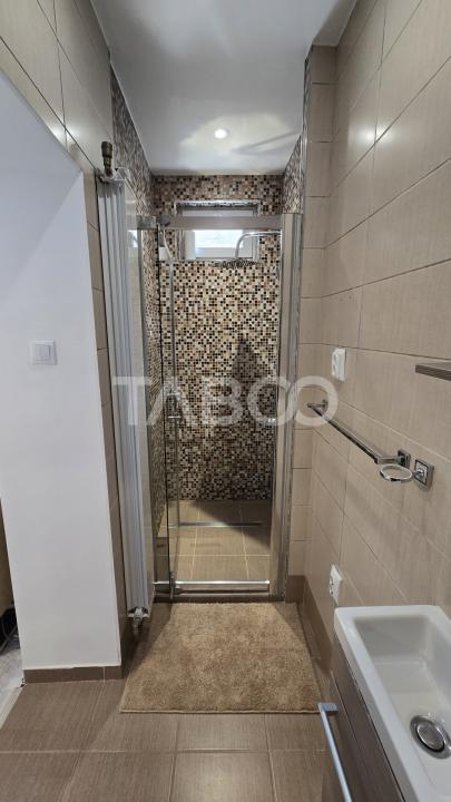 OPORTUNITATE INVESTITIE - 2 Garsoniere de vanzare in Centrul Istoric