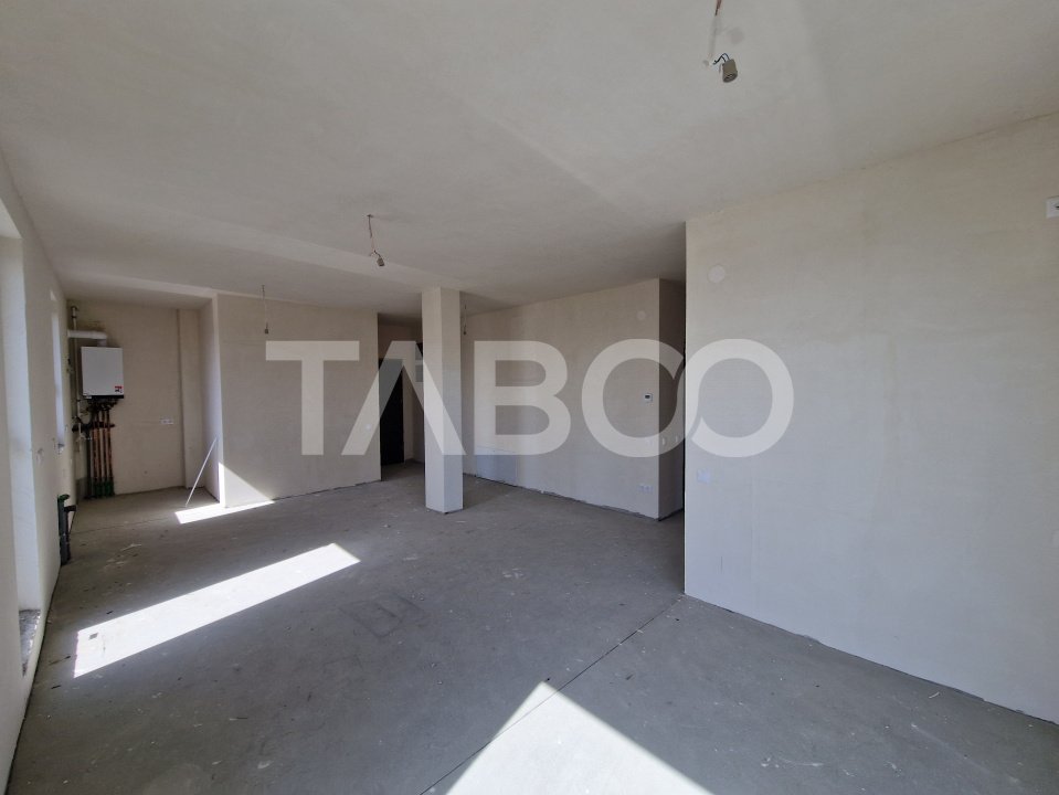 Penthouse 3 camere 2 bai 81 mp utili terasa 107 mp Turnisor