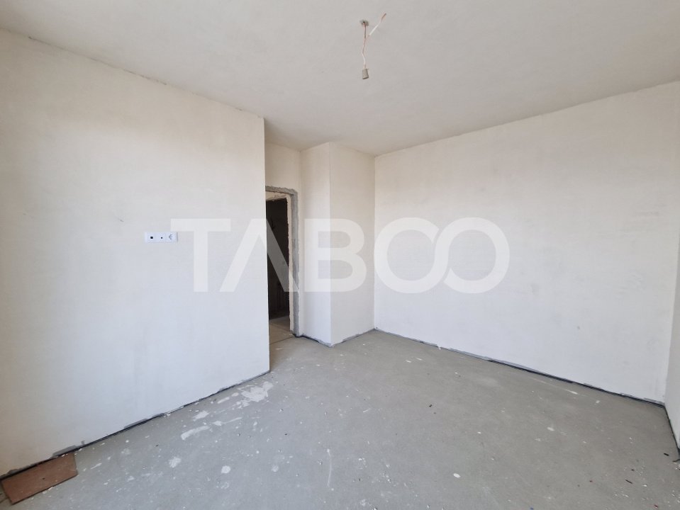 Penthouse 3 camere 2 bai 81 mp utili terasa 107 mp Turnisor