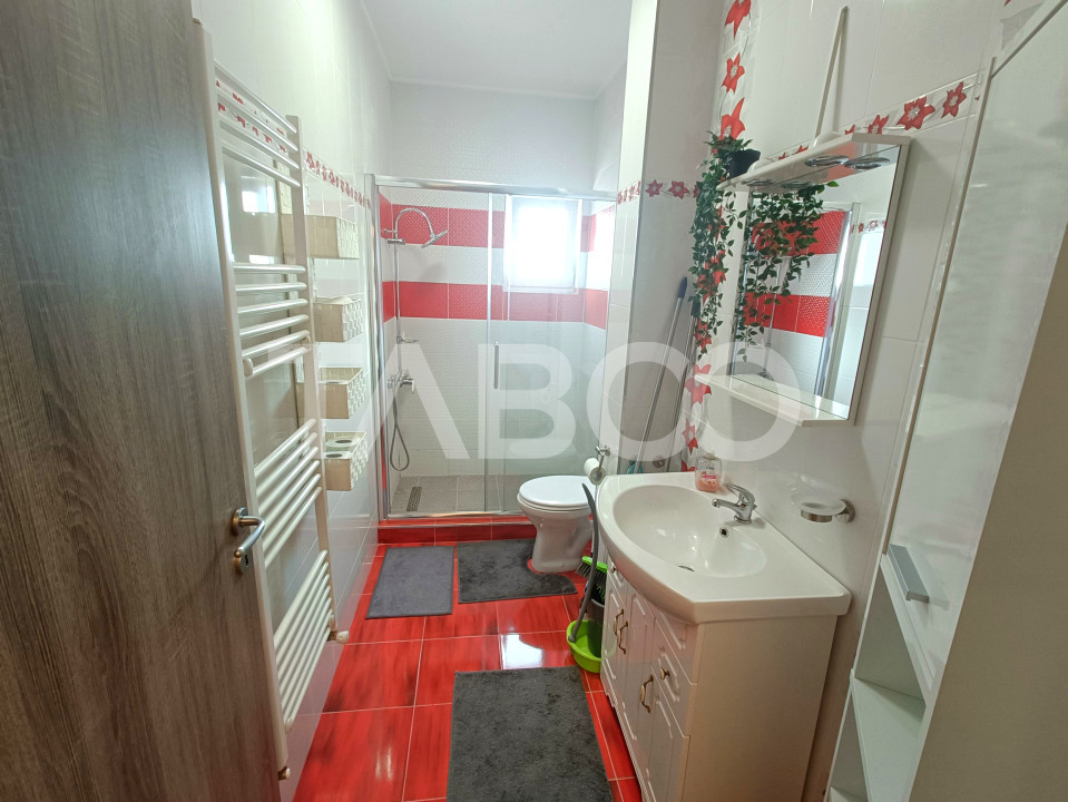 Penthouse cu 2 camere decomandate 2 terase si 2 locuri de parcare