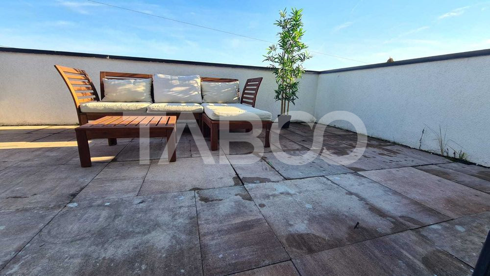 Penthouse cu 2 camere decomandate 2 terase si 2 locuri de parcare