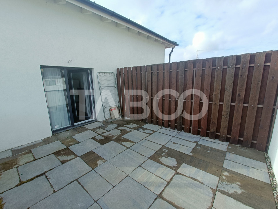 Penthouse cu 2 camere decomandate 2 terase si 2 locuri de parcare