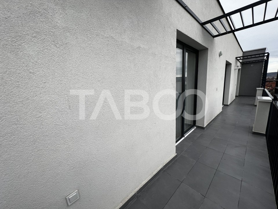 Penthouse de inchiriat 4 camere 2 terase 2 bai 86 mp Turnisor Sibiu