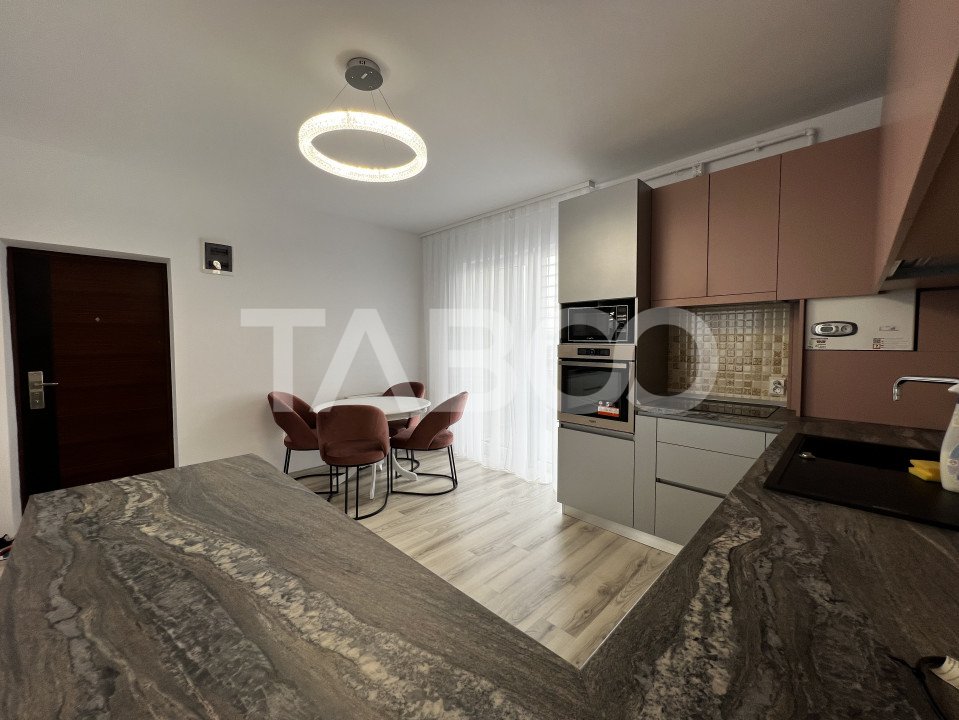 Penthouse de inchiriat 4 camere 2 terase 2 bai 86 mp Turnisor Sibiu