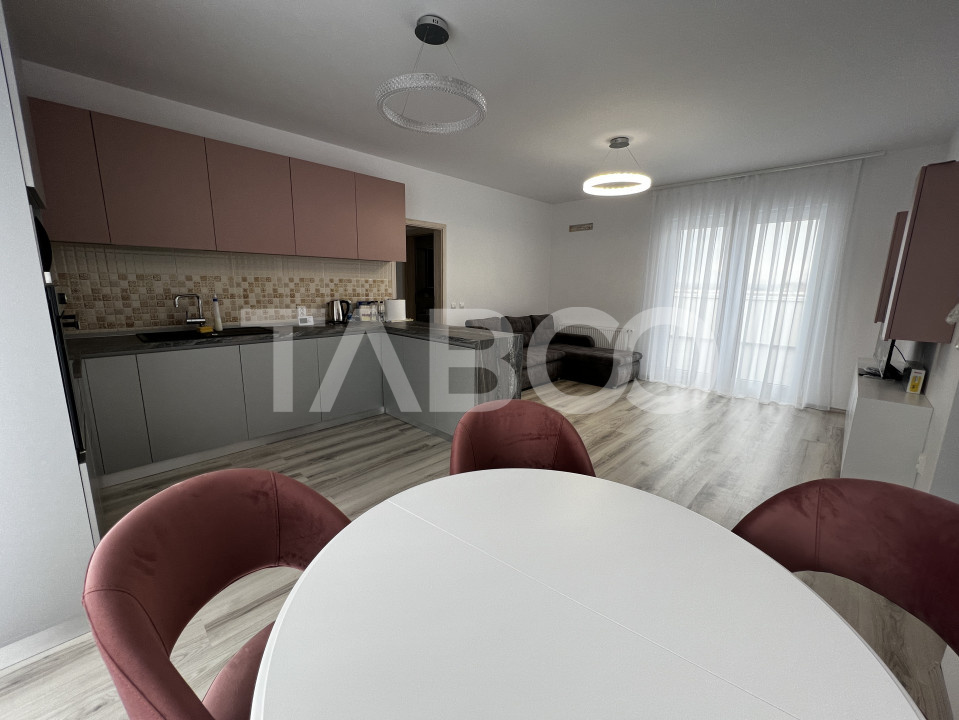 Penthouse de inchiriat 4 camere 2 terase 2 bai 86 mp Turnisor Sibiu