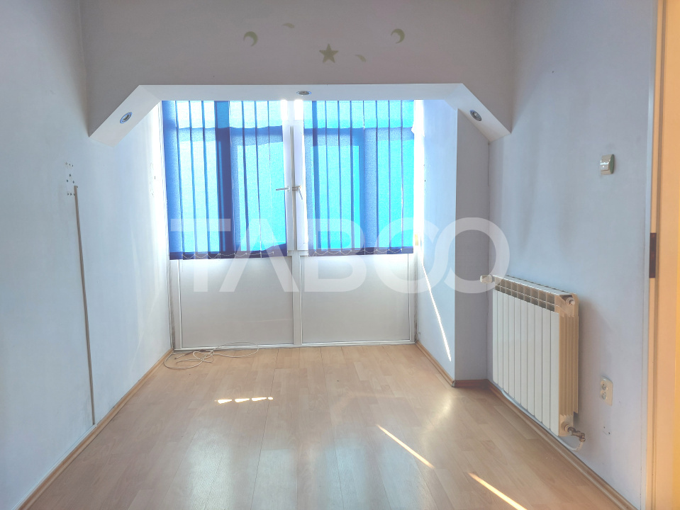 Pret Avantajos-Apartament 50 mpu 2 camere etaj 3 pivnita Cisnadie