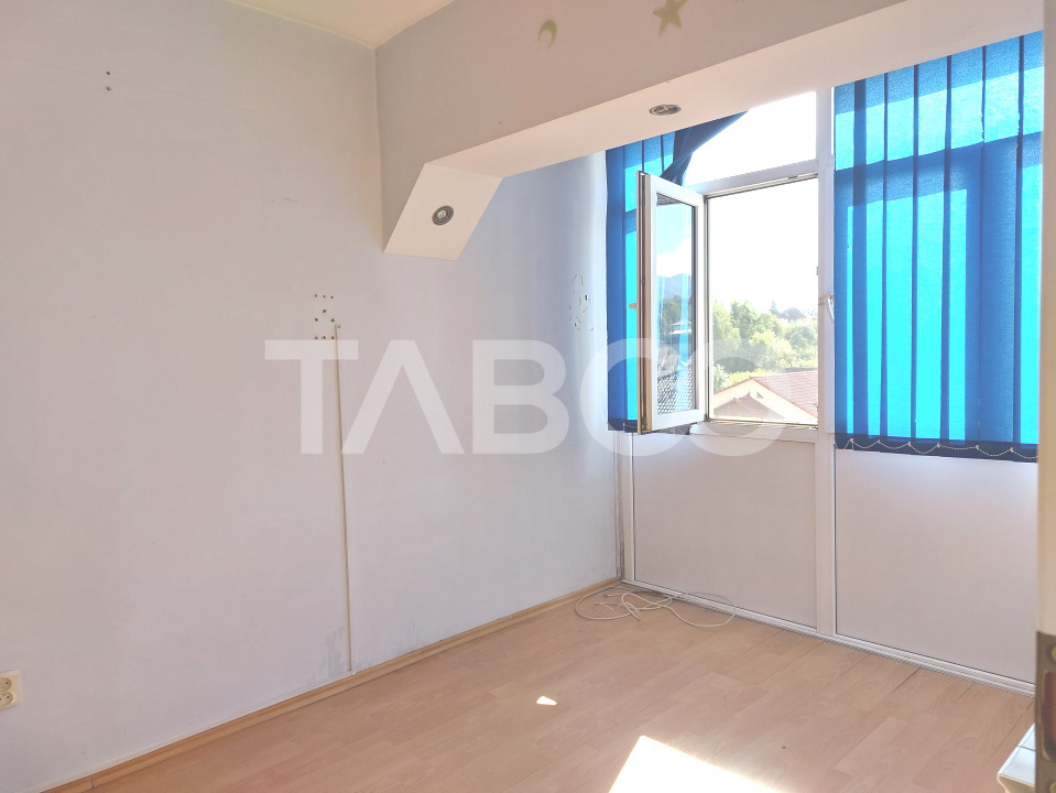 Pret Avantajos-Apartament 50 mpu 2 camere etaj 3 pivnita Cisnadie