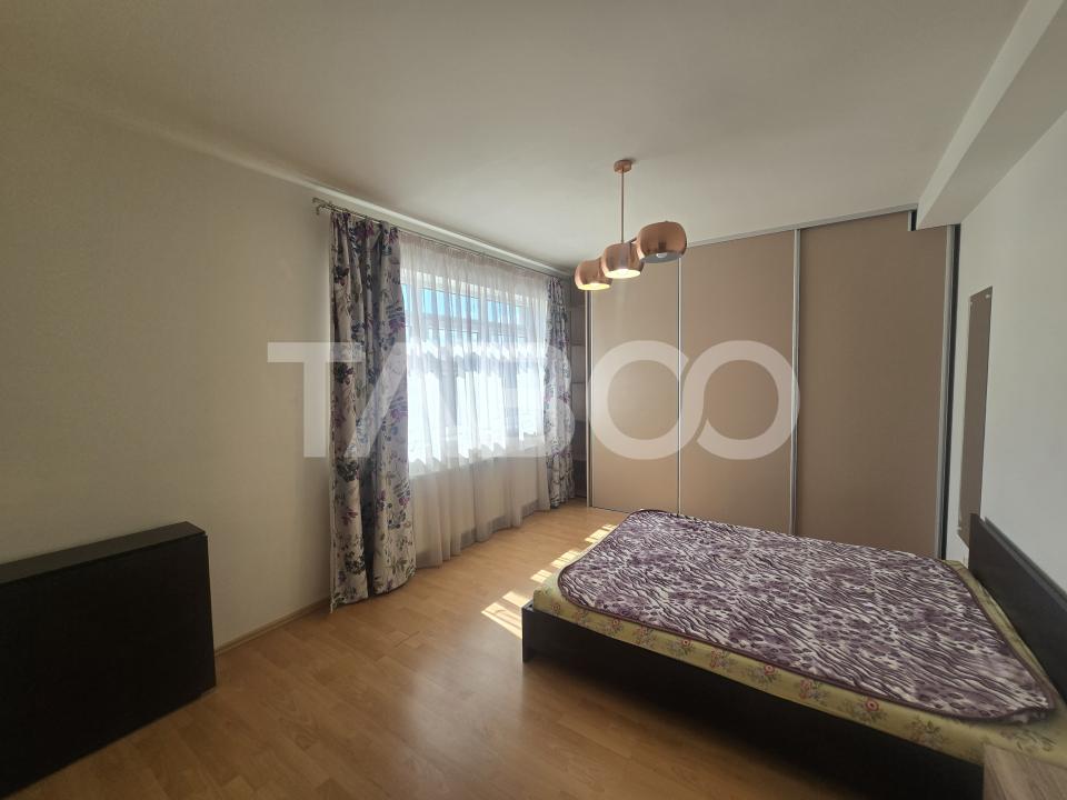 Prima inchiriere-Apartament 103 mpu 3 camere balcon 10 mp zona Strand