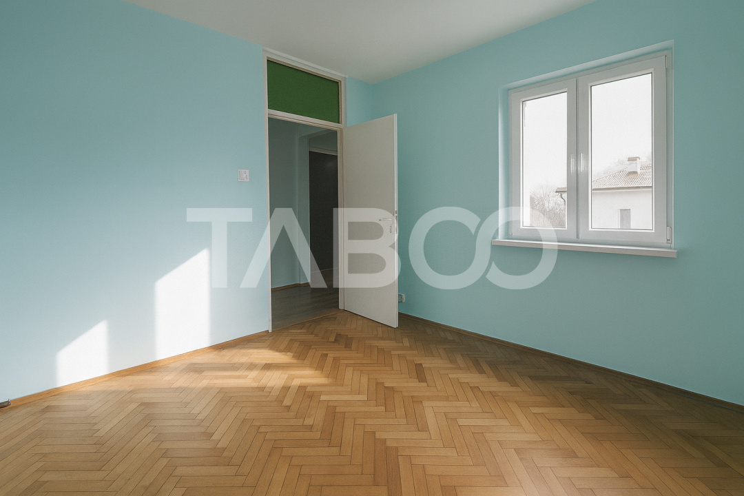 Strand - apartament decomandat de vanzare cu balcon si pivnita in Sibiu - Barsei