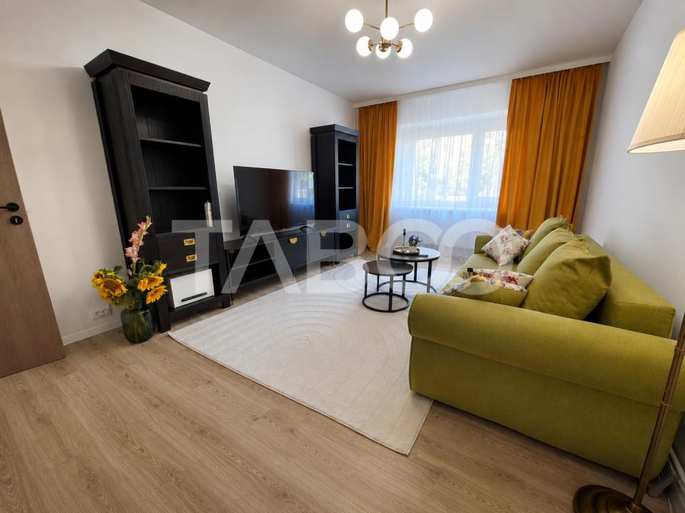 Strand etaj 1 Apartament decomandat 50 mpu balcon pivnita 