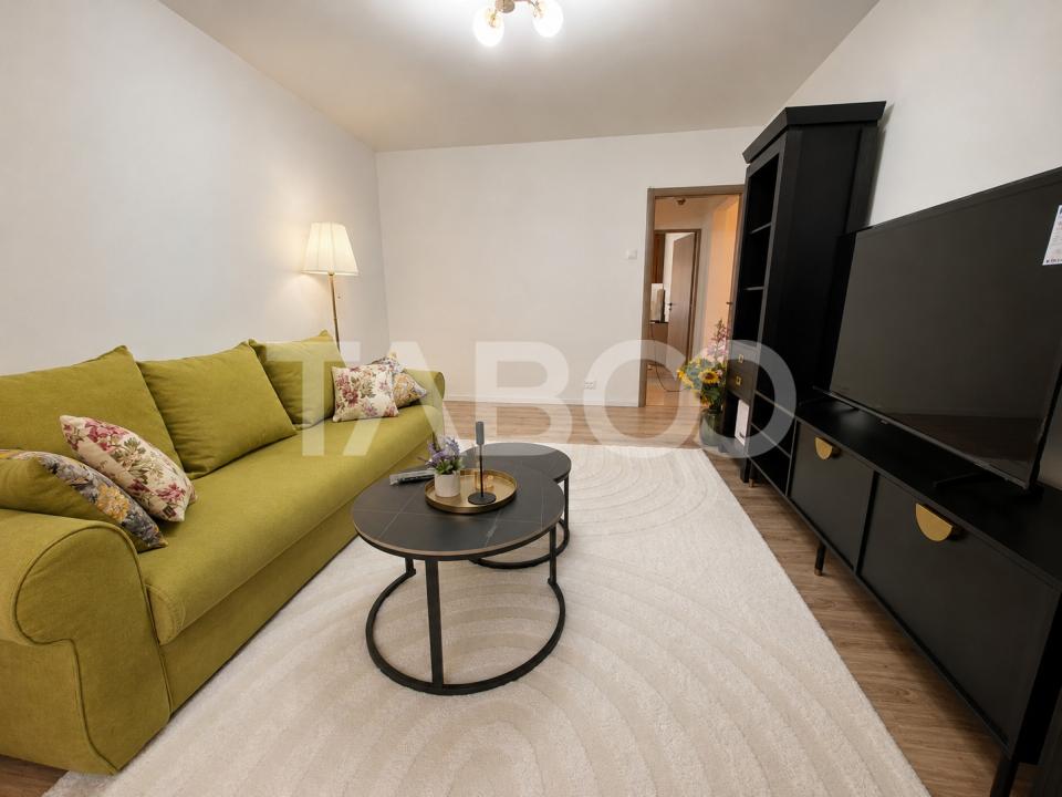 Strand etaj 1 Apartament decomandat 50 mpu balcon pivnita 