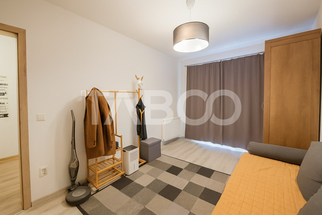 Super apartament la parter inalt -3 camere balcon si parcare proprie