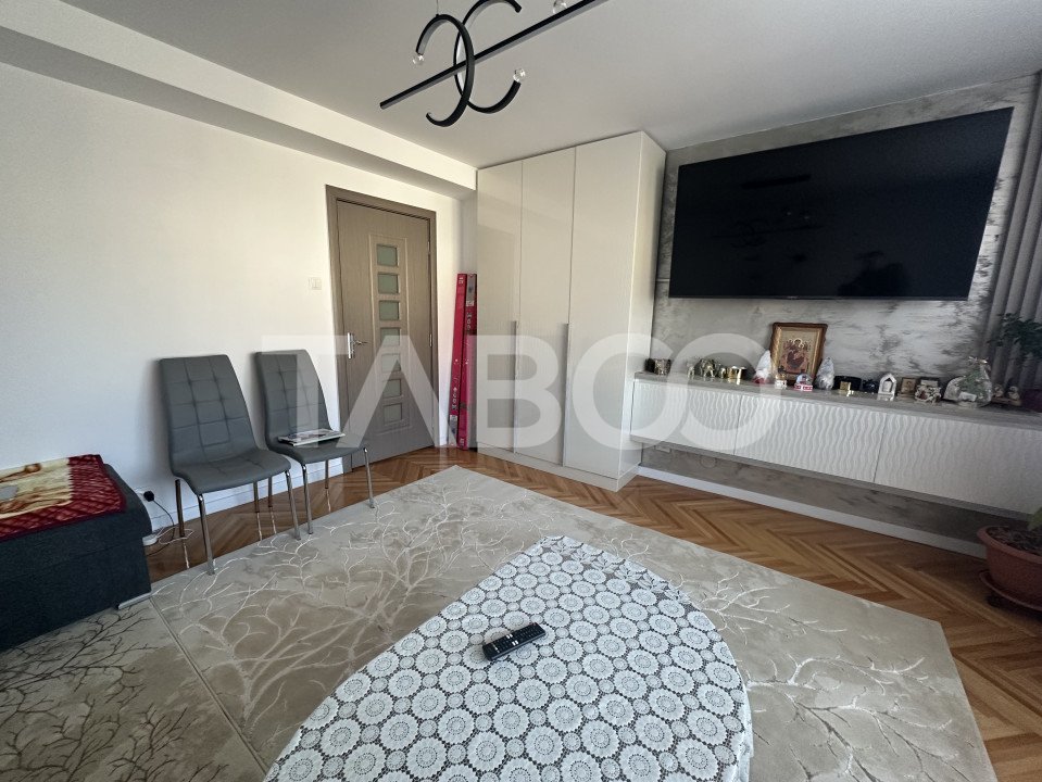 Te muti direct!!! Apartament recent renovat 3 camere complet mobilat  in Fagaras - Cimpului