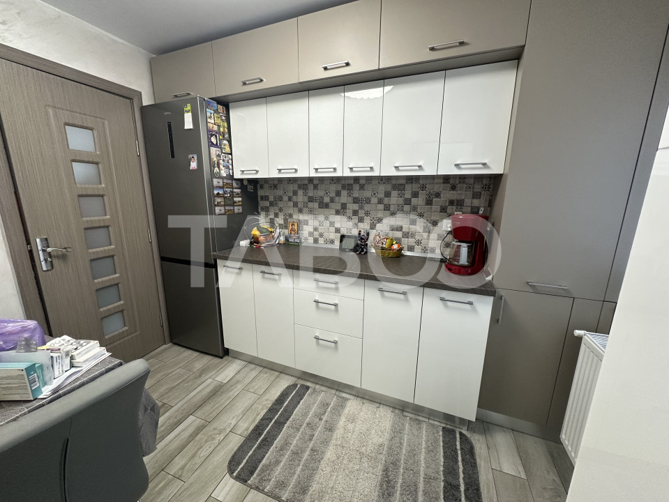 Te muti direct!!! Apartament recent renovat 3 camere complet mobilat 