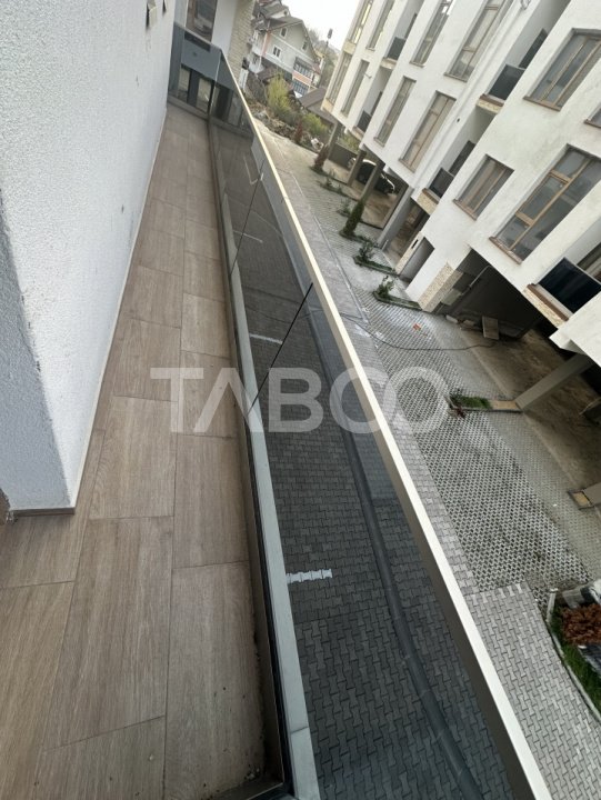 Totul nou-Apartament decomandat 58 mpu 3 camere 2 balcoane parcare