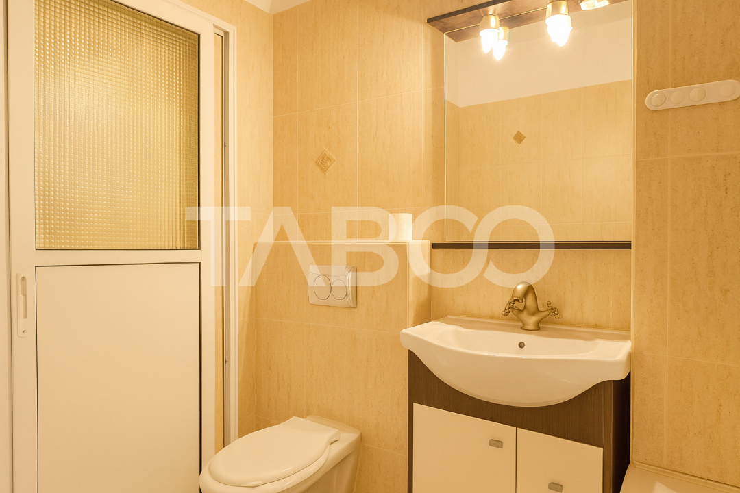 Zona Dioda/ANAF/Finante  Apartament cu 3 camere si balcon
